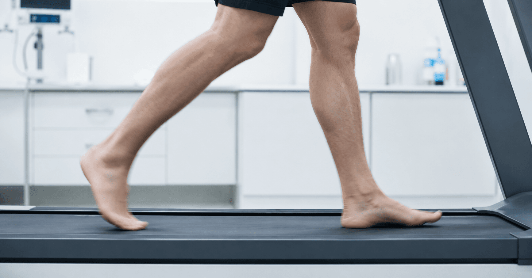 Ganganalyse: Was eine Laufbanduntersuchung über Ihre Füße verrät